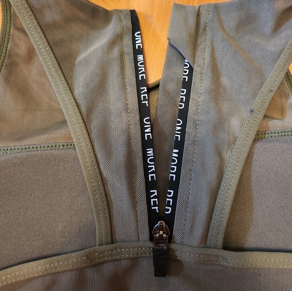 ZYIA • All-star sports bra | M - Picture 7 of 14